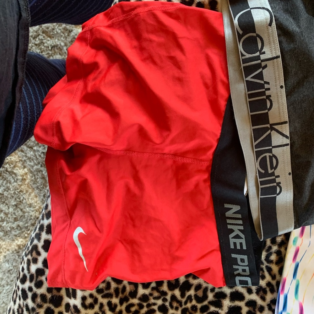 Nike pro